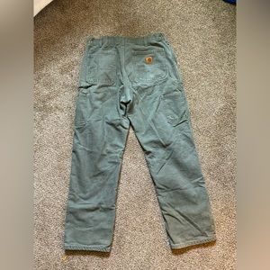 *like new* men’s flannel lined carhartt pant